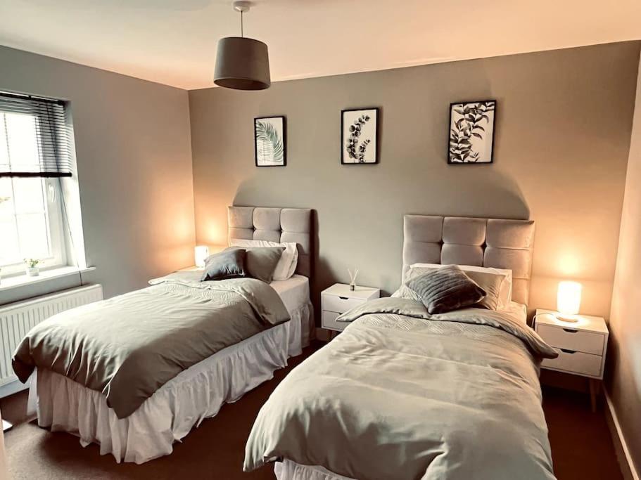 Апартаменты Lakeland Living - Devenish Manor