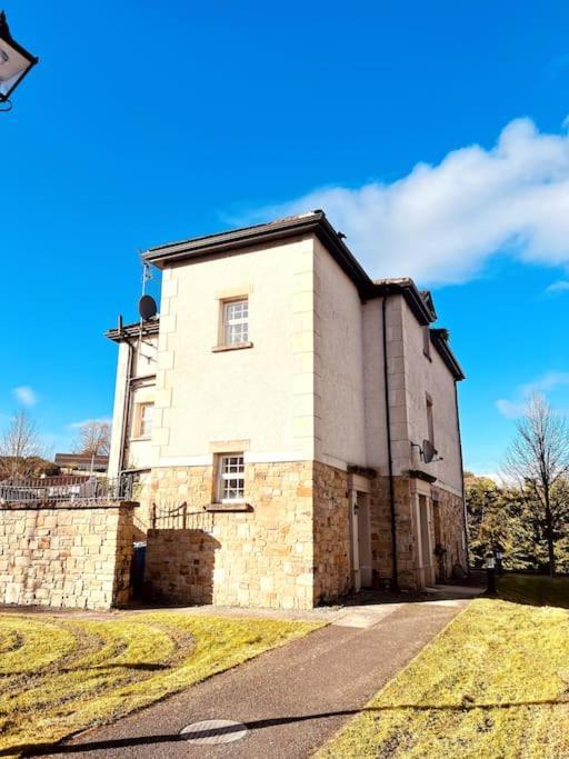 Lakeland Living - Devenish Manor Апартаменты Эннискиллен